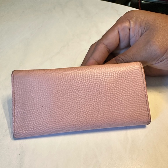 Authentic Preowned Prada Saffiano Bow key Holder - Picture 5 of 8